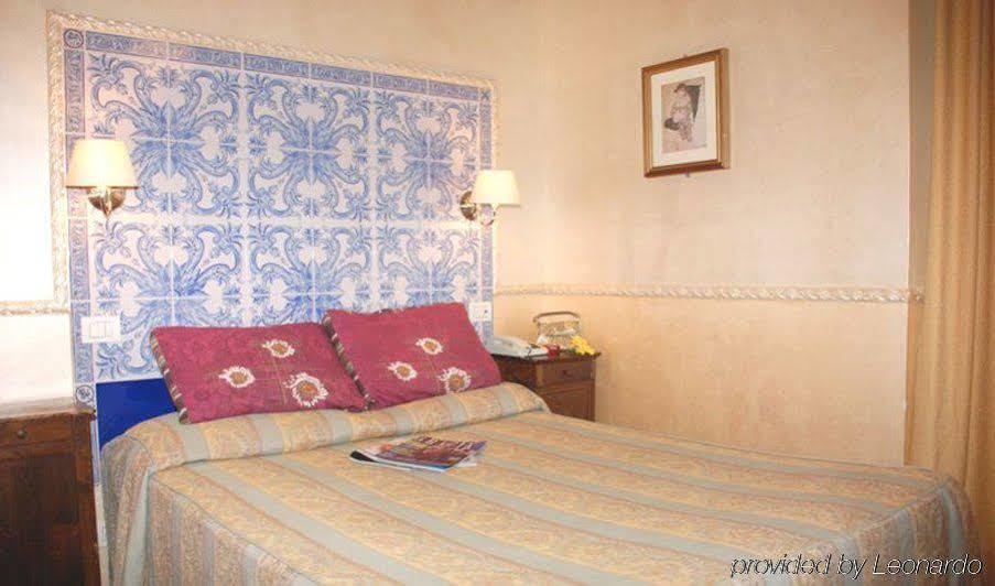 Hotel Picasso Rom Rum bild